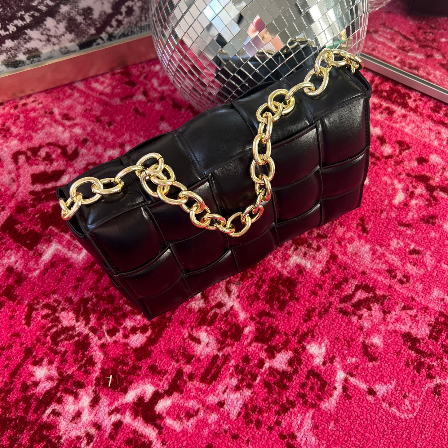 Quilted Black Chunky Chain Bag
